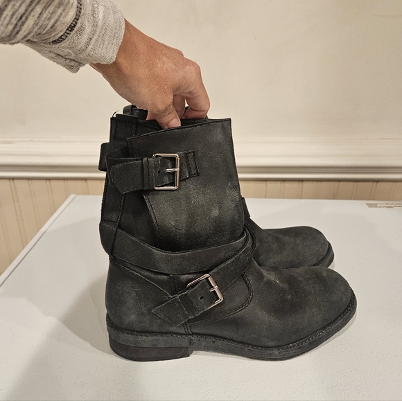 Zara Distressed double buckle moto boots size 8 - Picture 10 of 10